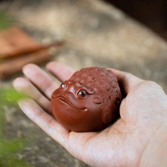 Auspicious Toad Yixing Clay Tea Pet