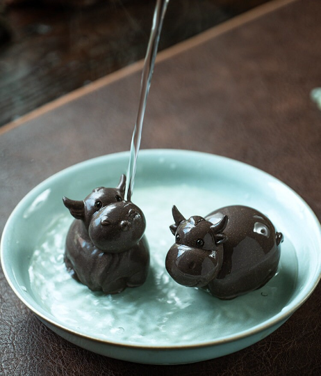 Creative Little Bull Yixing Clay Tea Pet