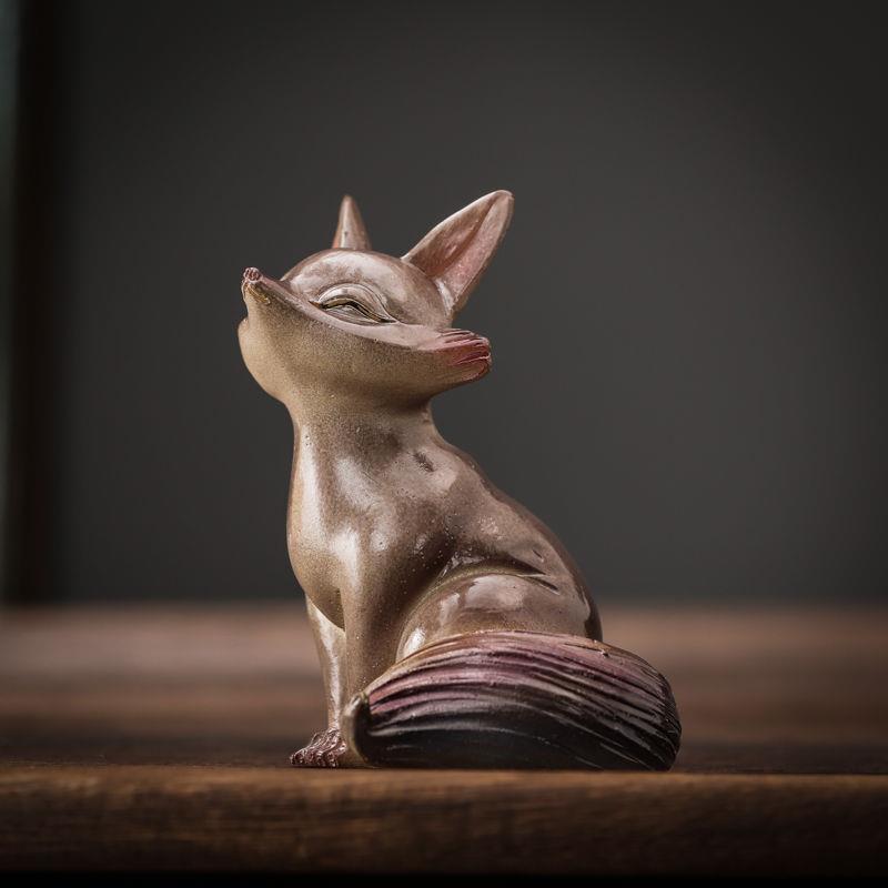 Color-changing Nine-tailed Fox Ceramic Tea Pet