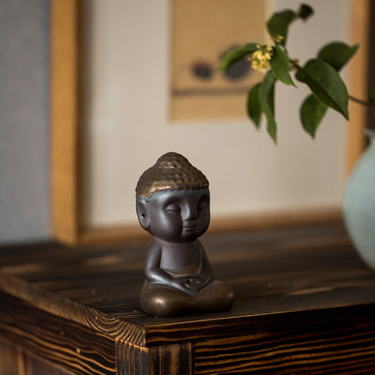 Zen Buddhist Little Monk Yixing Clay Tea Pet