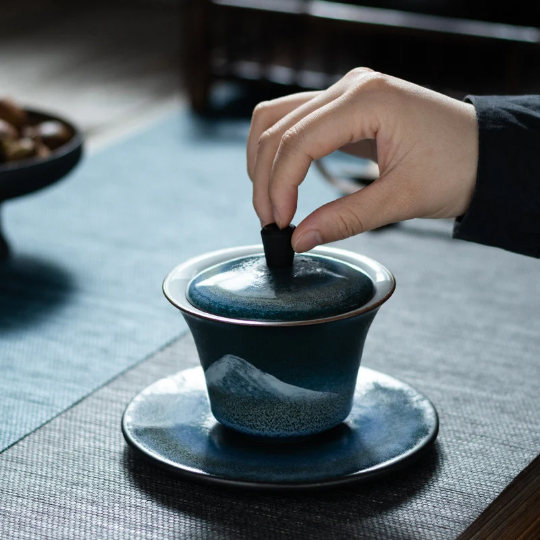 Handpainted Ceramic Mountain Gaiwan 140ml