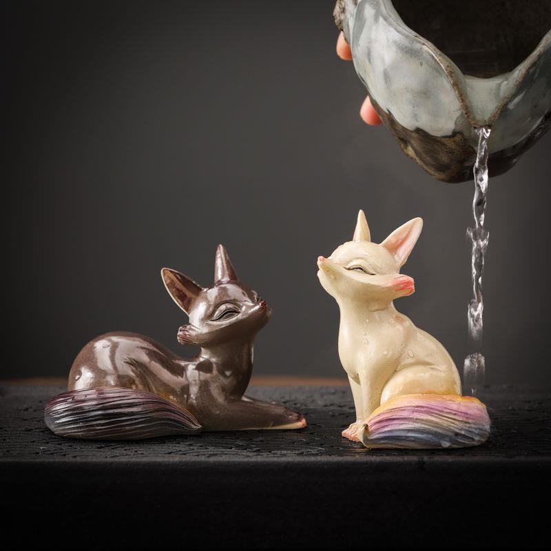 Color-changing Nine-tailed Fox Ceramic Tea Pet