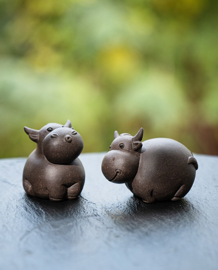 Creative Little Bull Yixing Clay Tea Pet