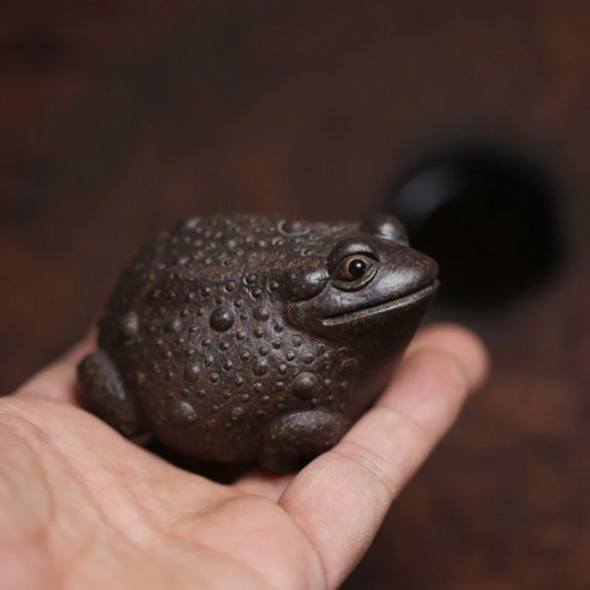 Wealth-Bringing Golden Toad Yixing Clay Tea Pet