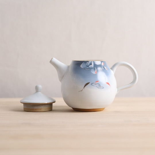 White Fresh and Elegant Ceramic Teapot 250ml