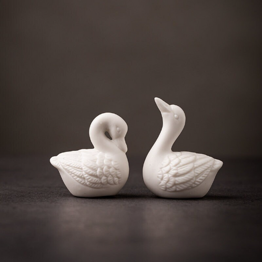 White Swan Ceramic Tea Pet