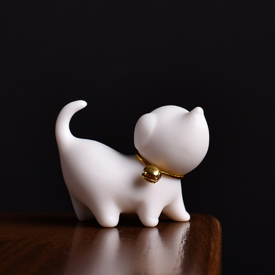 Adorable Wealth-Bringing Cute Cat Ceramic Tea Pet