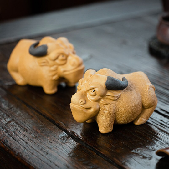 Little Yellow Bull Ceramic Tea Pet