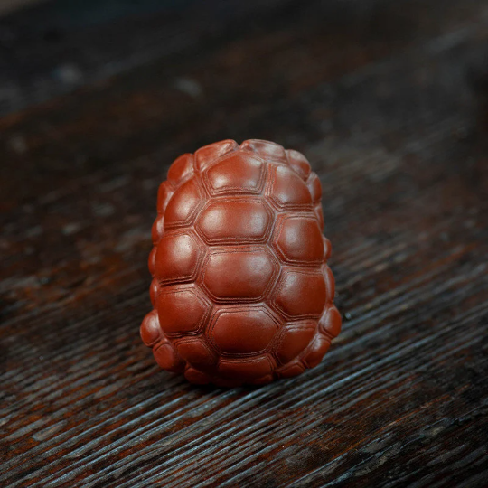 The Cute Tortoise Shell Ceramic Tea Pet