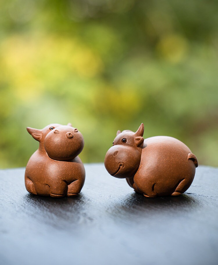 Creative Little Bull Yixing Clay Tea Pet