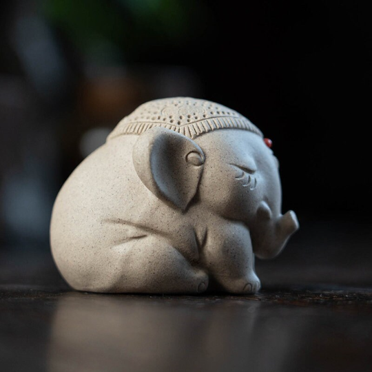 The Cute Elepant Ceramic Tea Pet