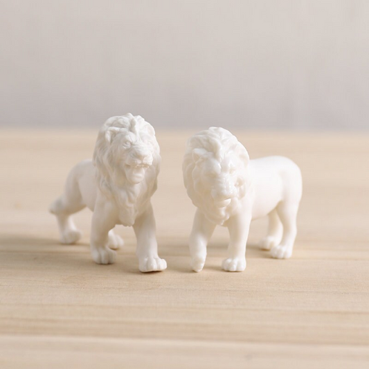 The White Porcelain Lion Tea Pet