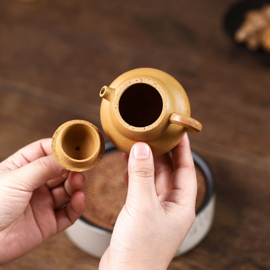 Gourd-Shaped Handmade Purple Clay Tea Pot 120ml