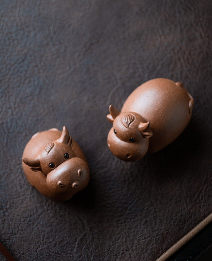 Creative Little Bull Yixing Clay Tea Pet