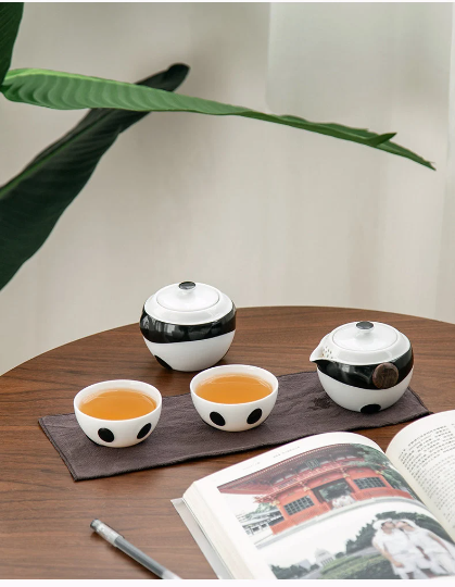 Cute Panda Ceramic Travel Tea Set 170ml