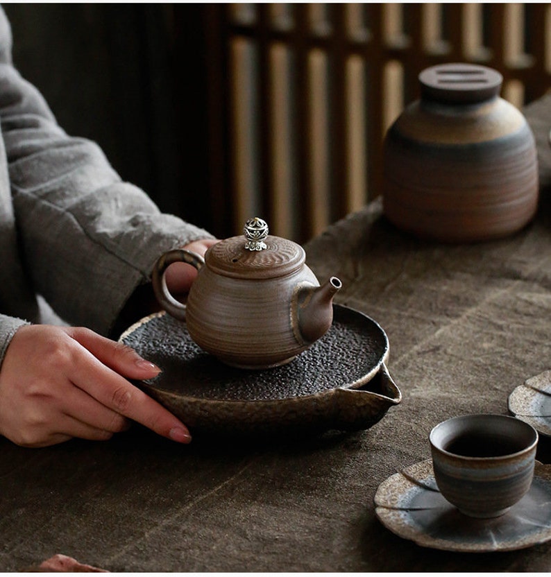 Handmade Ceramic Tea Pot Holder (Hu Cheng）