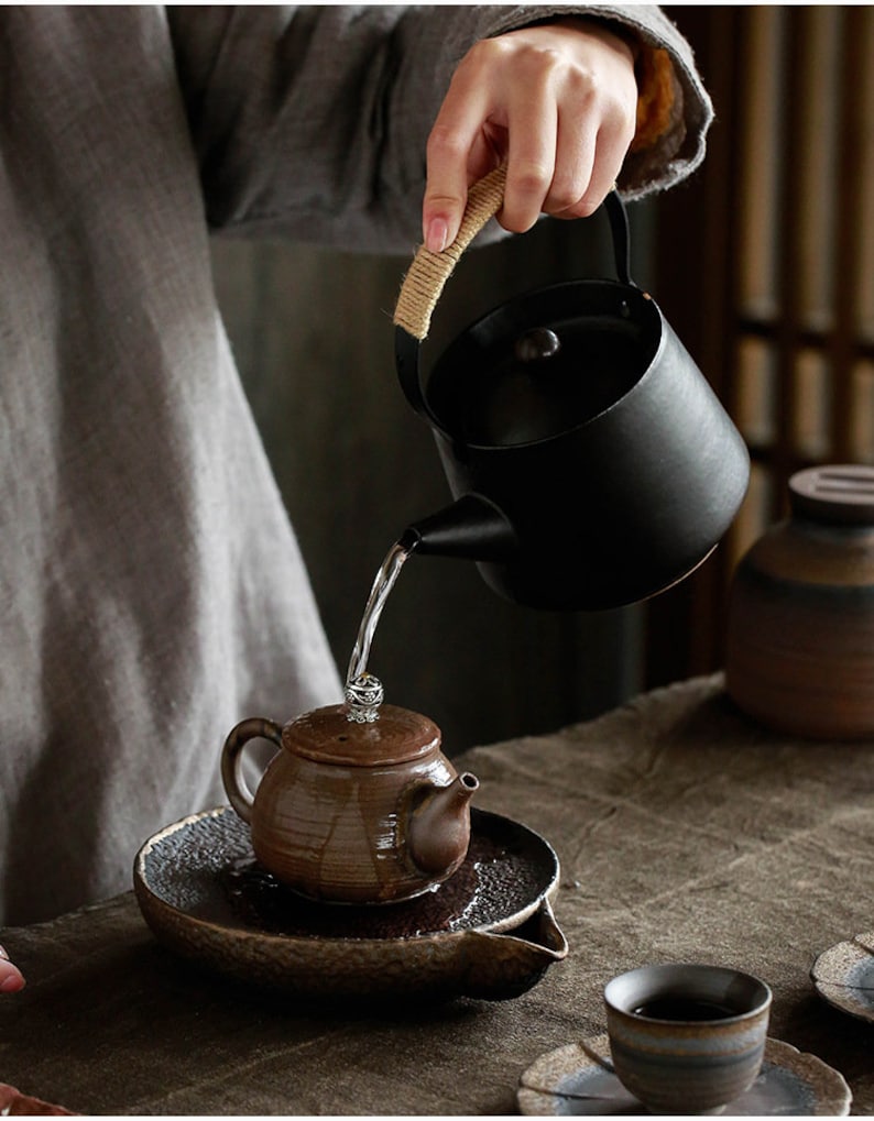 Handmade Ceramic Tea Pot Holder (Hu Cheng）