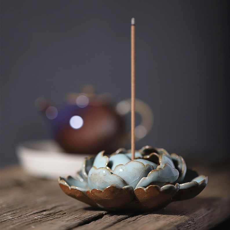 Hand Pinched Peony Flower Incense Holder,