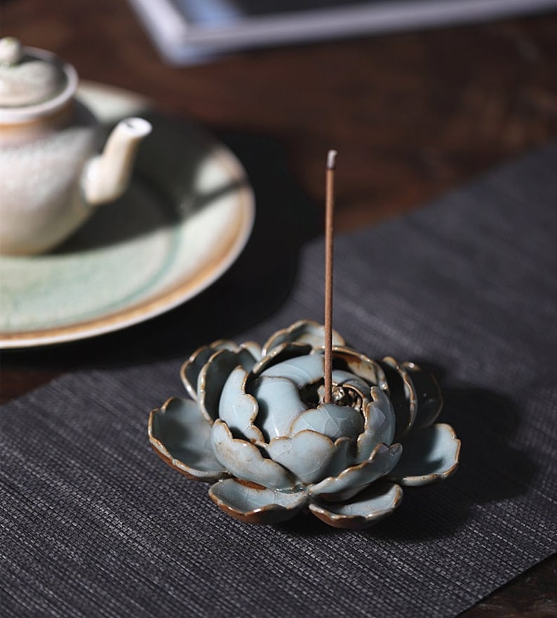 Hand Pinched Peony Flower Incense Holder,