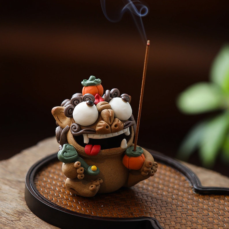 Happy Lion Clay Incense Holder