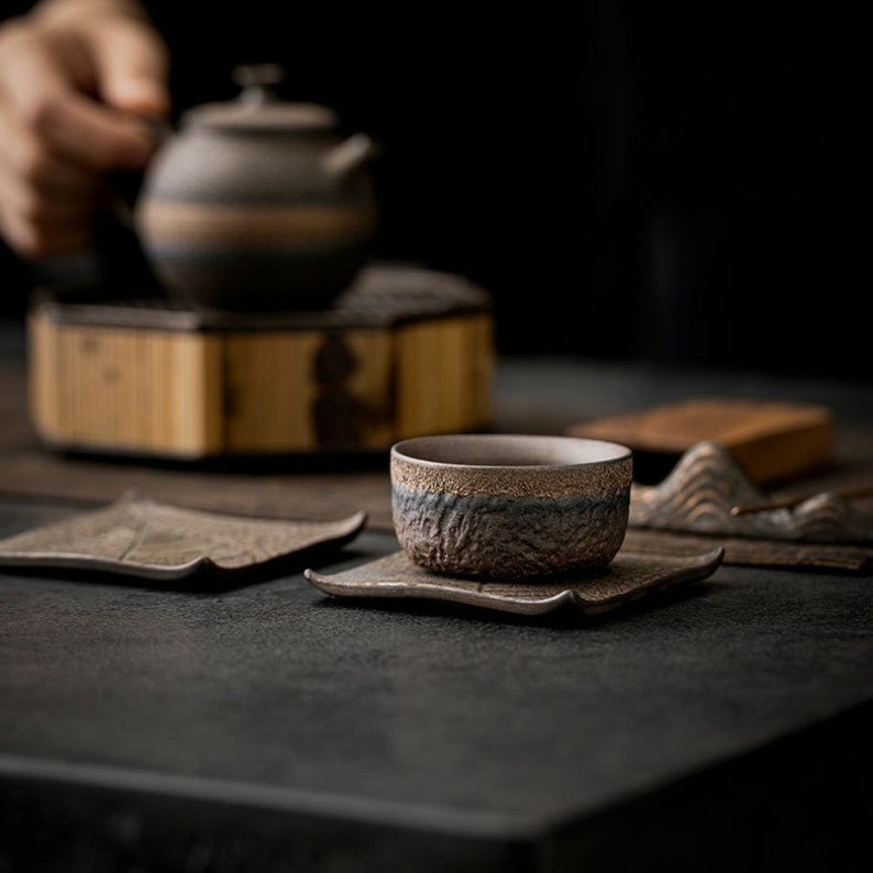 Creative Leaf-Shaped Tea Coaster