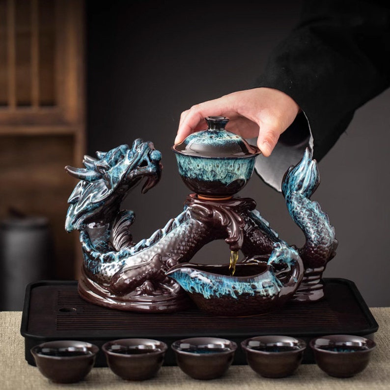 Auspicious Dragon Automatic Rotating Kung Fu Tea Set