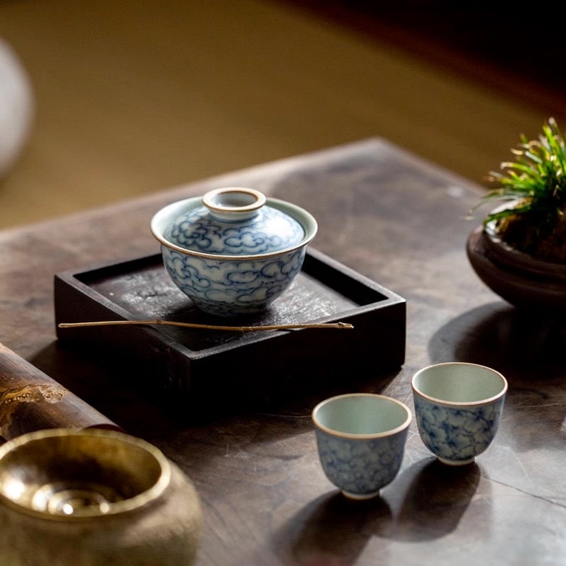 Hand Painted Lucky Clouds Gaiwan 120ml/4oz